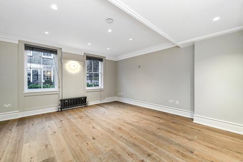 2 bedroom townhouse to rent, Monmouth Street, London, WC2H