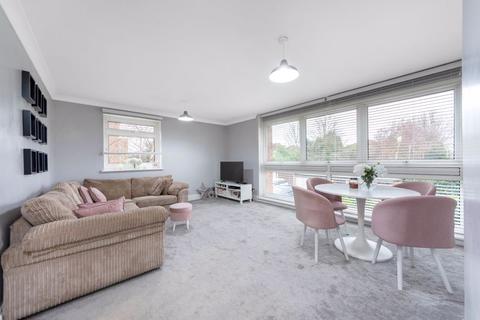 Flat 4, Moreton Chislehurst Road, Sidcup, DA14 6BH