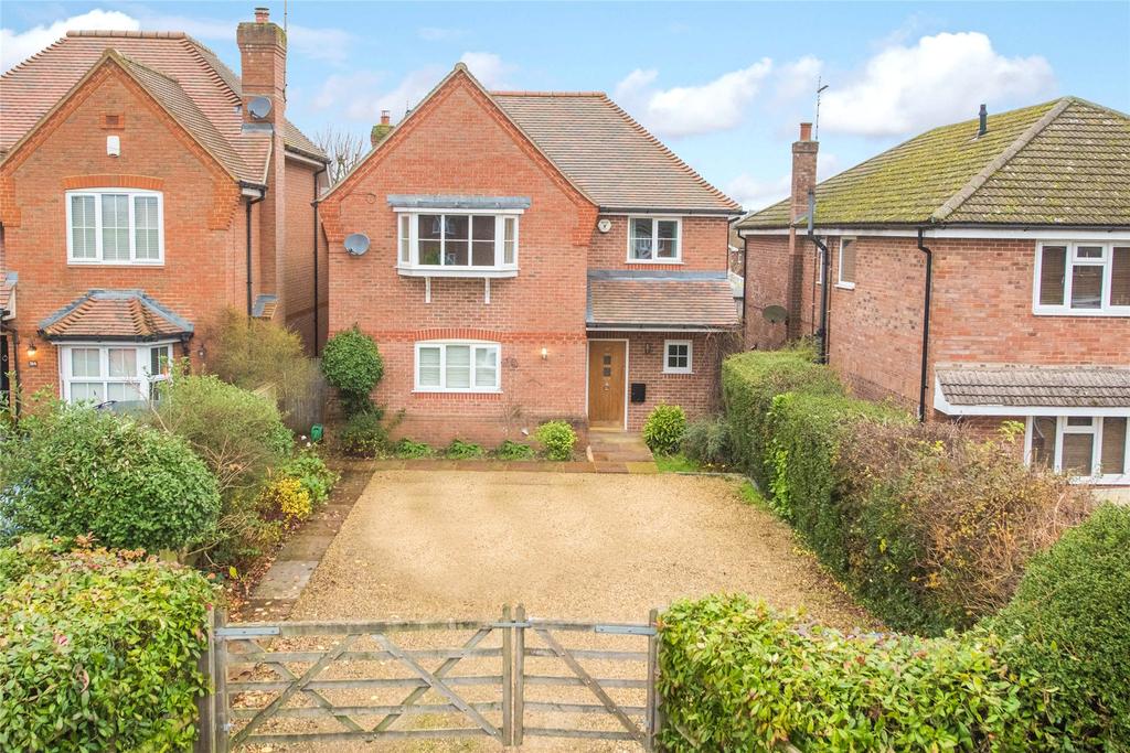 New Road, Stokenchurch, High Buckinghamshire, HP14 4 bed