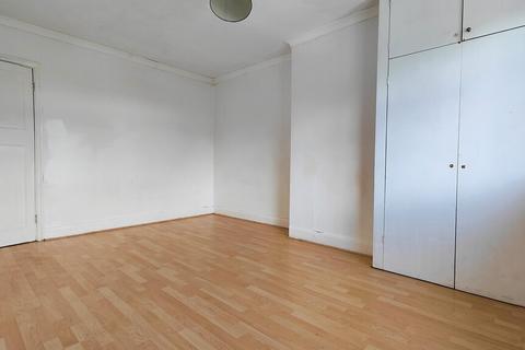 2 bedroom apartment to rent, Croyland Road, Wellingborough