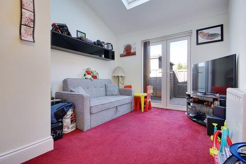 1 bedroom apartment for sale, Flat 1, 43-45 Columbia Road, Ensbury Park, BH10