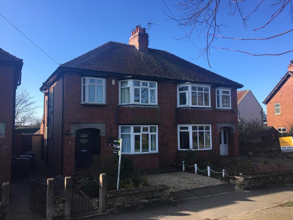 Middleton Road, Pickering, YO18 8AL 3 bed semidetached house £272,500
