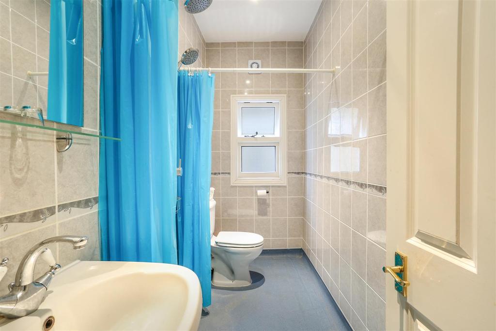 485527391 - 87 Carshalton Park Road, SM5 14.jpg