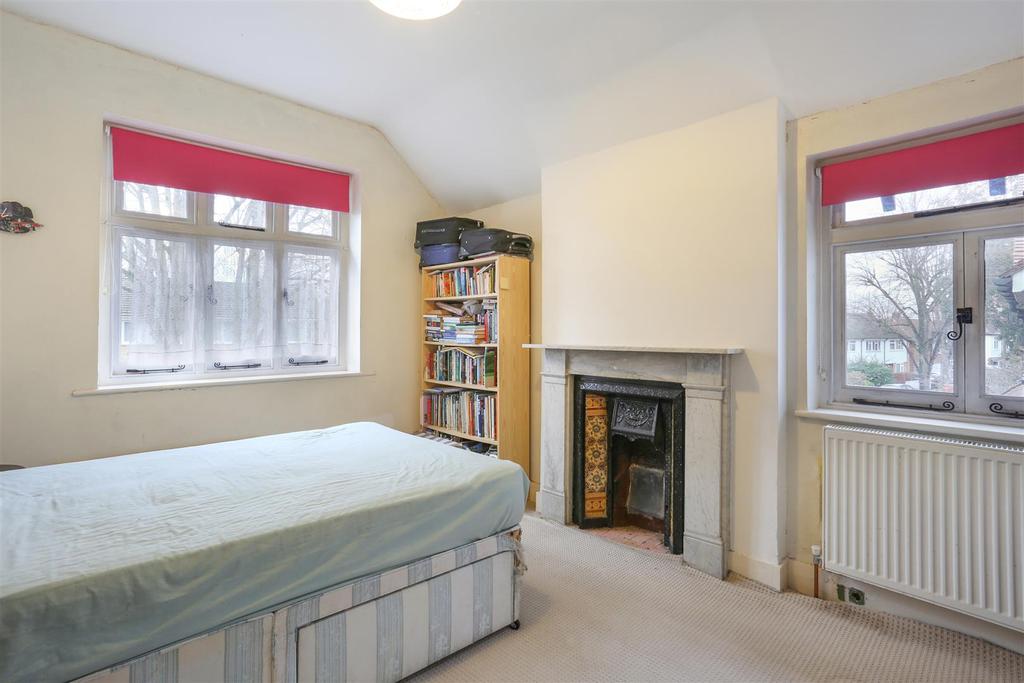 485527391 - 87 Carshalton Park Road, SM5 16.jpg