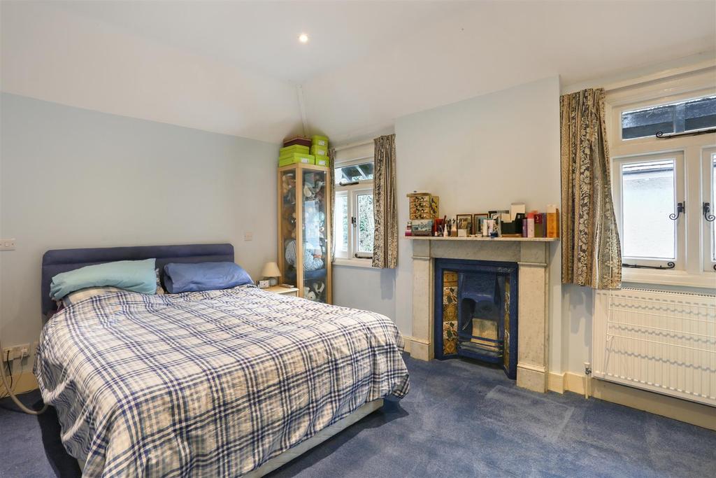 485527391 - 87 Carshalton Park Road, SM5 10.jpg