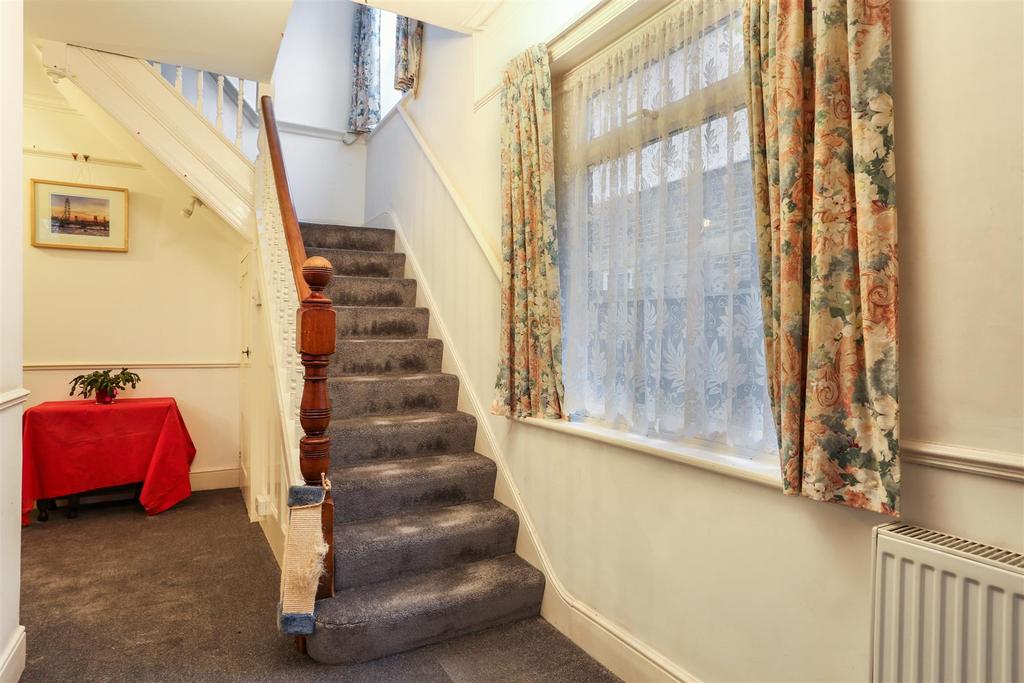 485527391 - 87 Carshalton Park Road, SM5 5.jpg