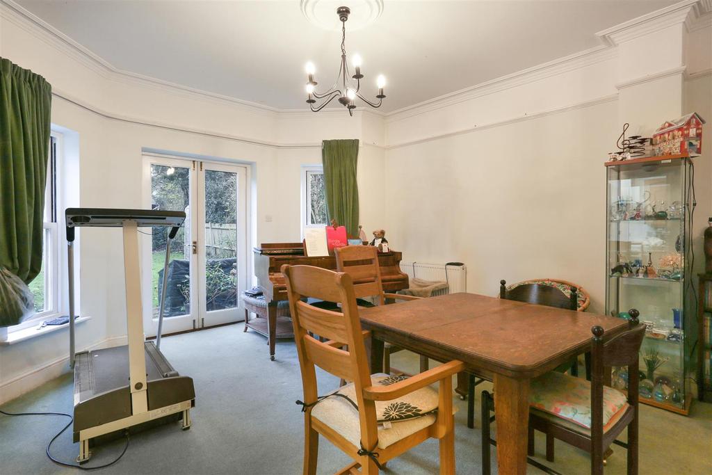 485527391 - 87 Carshalton Park Road, SM5 1.jpg