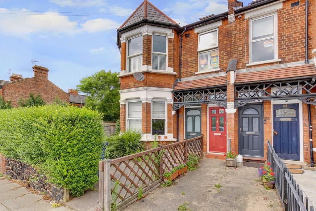 Manor Park Road, East Finchley... 3 bed flat £575,000