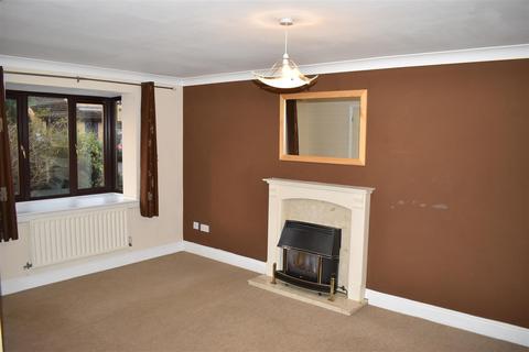 16 Hidcote Close, Northampton, NN4 0XQ