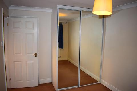 16 Hidcote Close, Northampton, NN4 0XQ