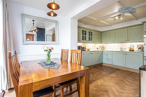420 Stannington Road, Sheffield, S6 5QQ