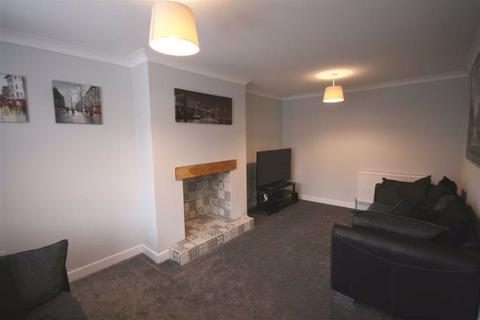 17 Thackeray Grove, Droylsden, Manchester, M43 7NB