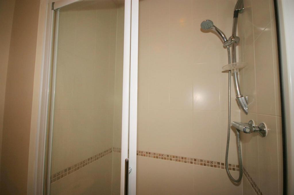 View of En suite Shower