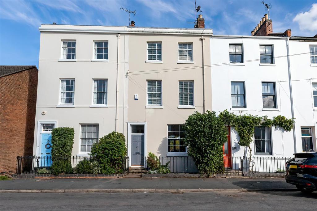 Leam Terrace, Leamington Spa 4 bed terraced house £725,000