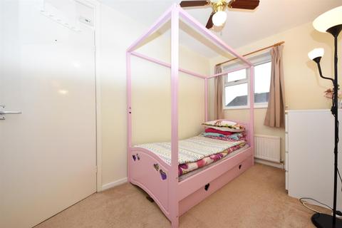 35 Austin Edwards Drive, Warwick, CV34 5GW