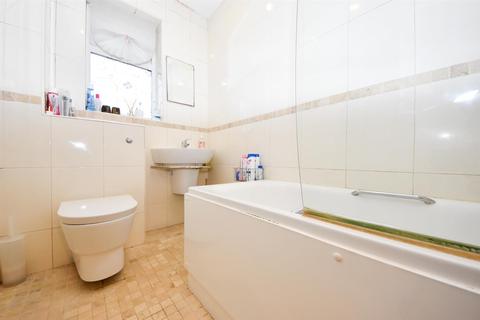 35 Austin Edwards Drive, Warwick, CV34 5GW