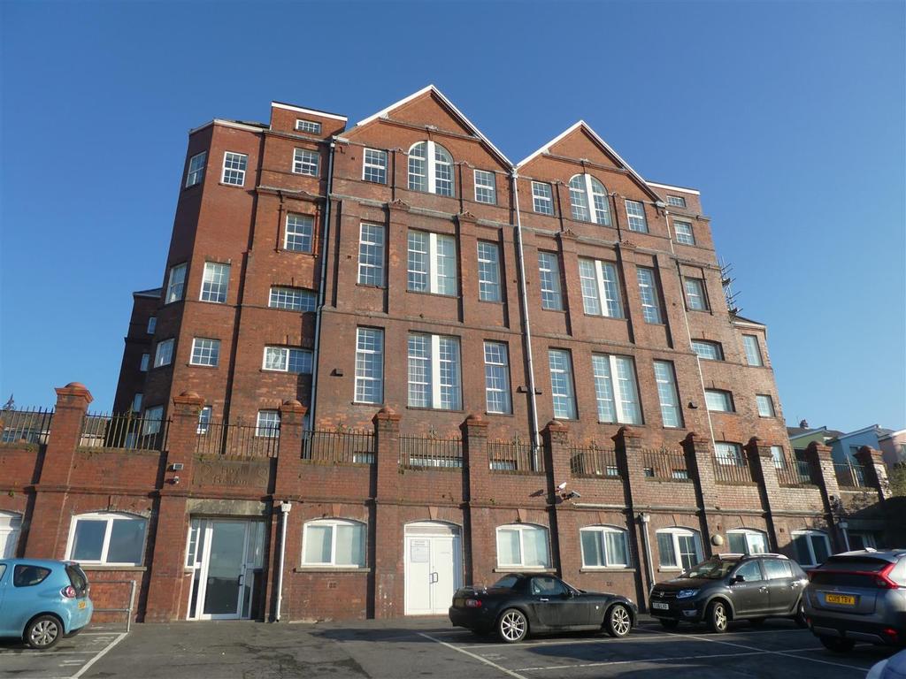 Flat 35 St Thomas LoftsSt ThomasSwansea 1 bed flat £500 pcm (£115 pw)