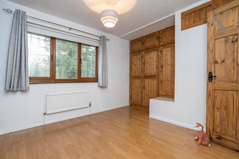52 Garnon Mead, Coopersale, Epping, CM16 7RW