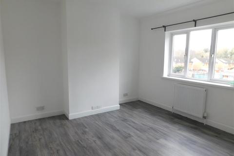 6 Broadwaters Drive, Kidderminster, DY10 2RY