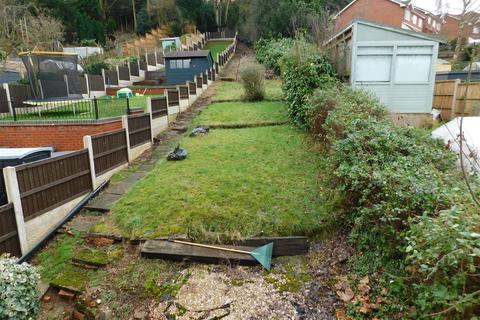 6 Broadwaters Drive, Kidderminster, DY10 2RY