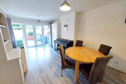 22 Burlish Close, Stourport-on-severn, DY13 8XN