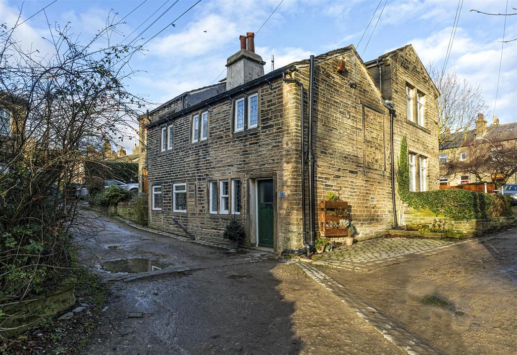 Quarmby Fold, Huddersfield 2 bed cottage £125,000