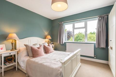 8 Rockhampton Close, London, SE27 0NG