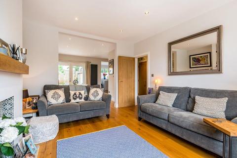 8 Rockhampton Close, London, SE27 0NG