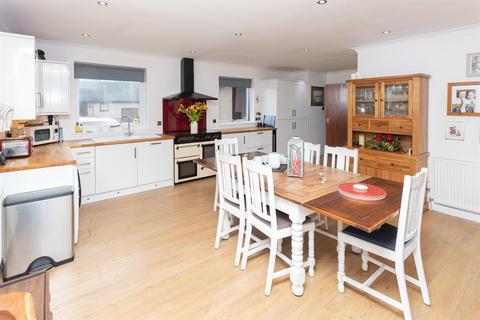 26 Hatton Road, Luncarty, Perth, PH1 3UZ