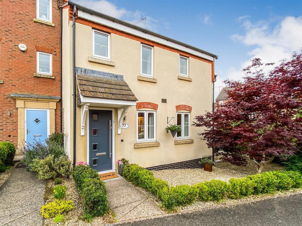 Railway Crescent, ShipstonOnStour 2 bed terraced house £800 pcm (£
