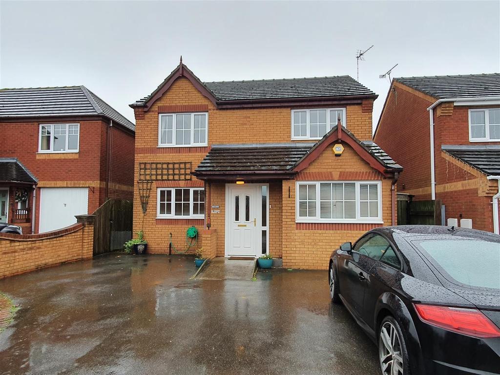 Marston Way, Heather, Coalville 4 bed detached house £269,950