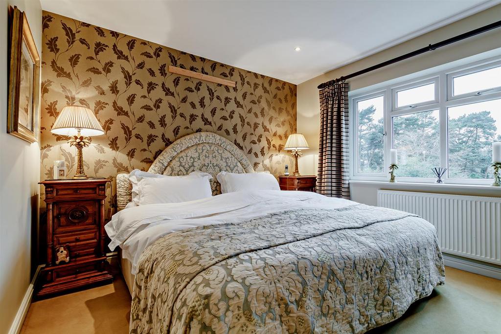 8448354-interior26-800.jpg