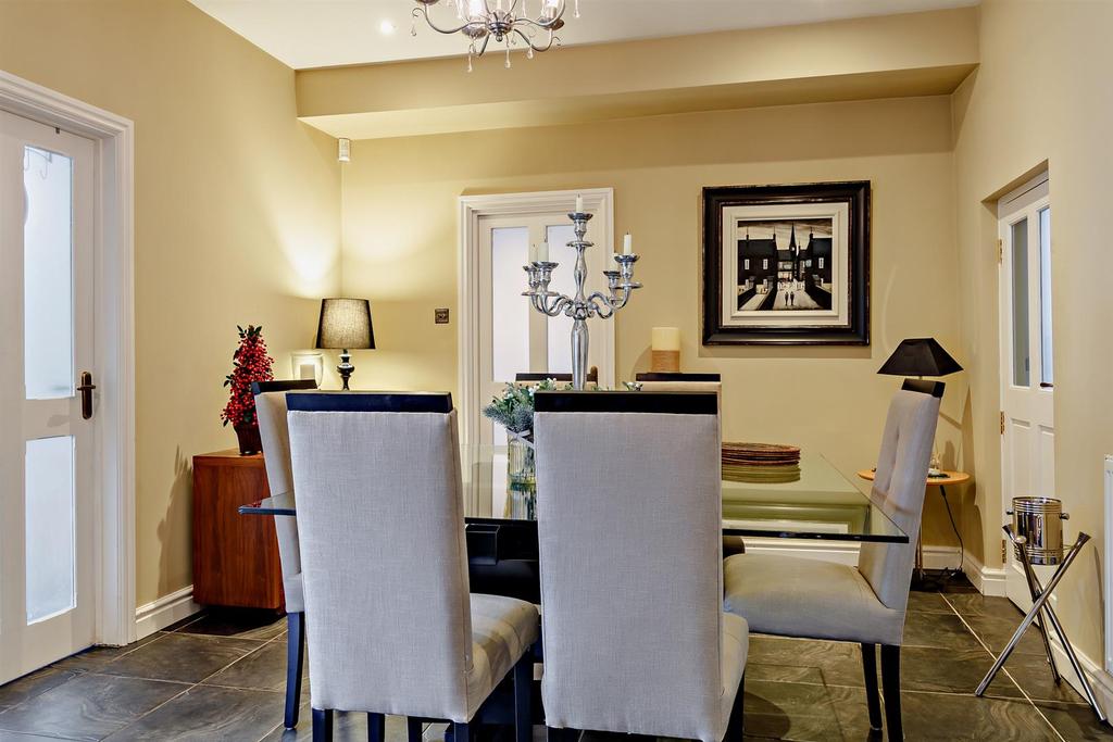 8448354-interior05-800.jpg