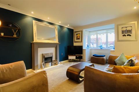 17 Alder Grove, Seaham, SR7 7RT