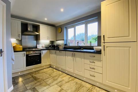 17 Alder Grove, Seaham, SR7 7RT