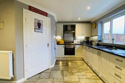 17 Alder Grove, Seaham, SR7 7RT