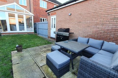 8 Lune Way, Bingham, Nottingham, NG13 8YX