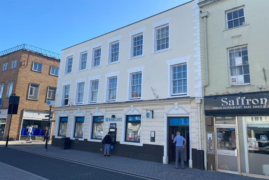 High Street, Evesham 1 bed flat for sale £110,000