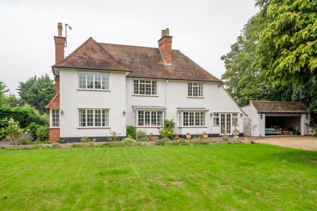 Abbotswood, Evesham 5 bed detached house £635,000