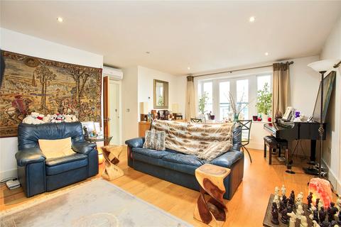 2 bedroom apartment for sale, Earls House, Strand Drive, Kew, Surrey, TW9