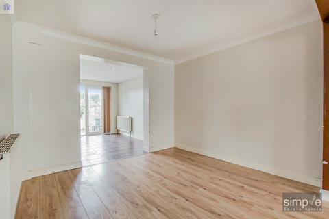 10 Kenmore Crescent, Hayes, UB4 8NU