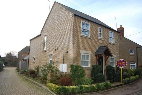 16 Brington Road, Long Buckby, Northampton, NN6 7RW