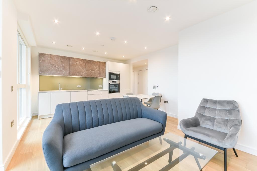 Duval House, York Gardens, Clapham Junction SW11 1 bed apartment £