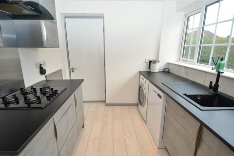 206 Broad Lane, Birmingham, B14 5AD