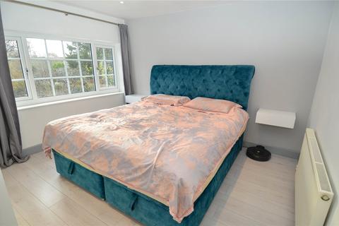 206 Broad Lane, Birmingham, B14 5AD