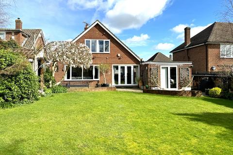 4 bedroom detached house for sale, * EXCEPTIONALLY PRESENTED IN PREMIER ROAD  * St Anthonys Avenue, LEVERSTOCK GREEN