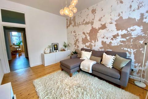 3 bedroom flat to rent, Walter Street, Haghill, Glasgow, G31