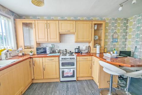 147 Easedale Gardens, Gateshead, NE9 6PZ