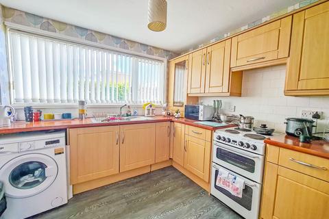 147 Easedale Gardens, Gateshead, NE9 6PZ