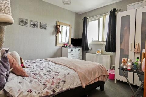 147 Easedale Gardens, Gateshead, NE9 6PZ